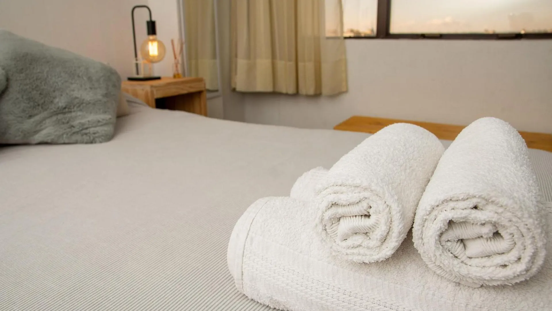 Del Rio Bienes Raices San Martin 9 Apartamento Mendoza
